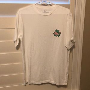 Vineyard Vines t shirt